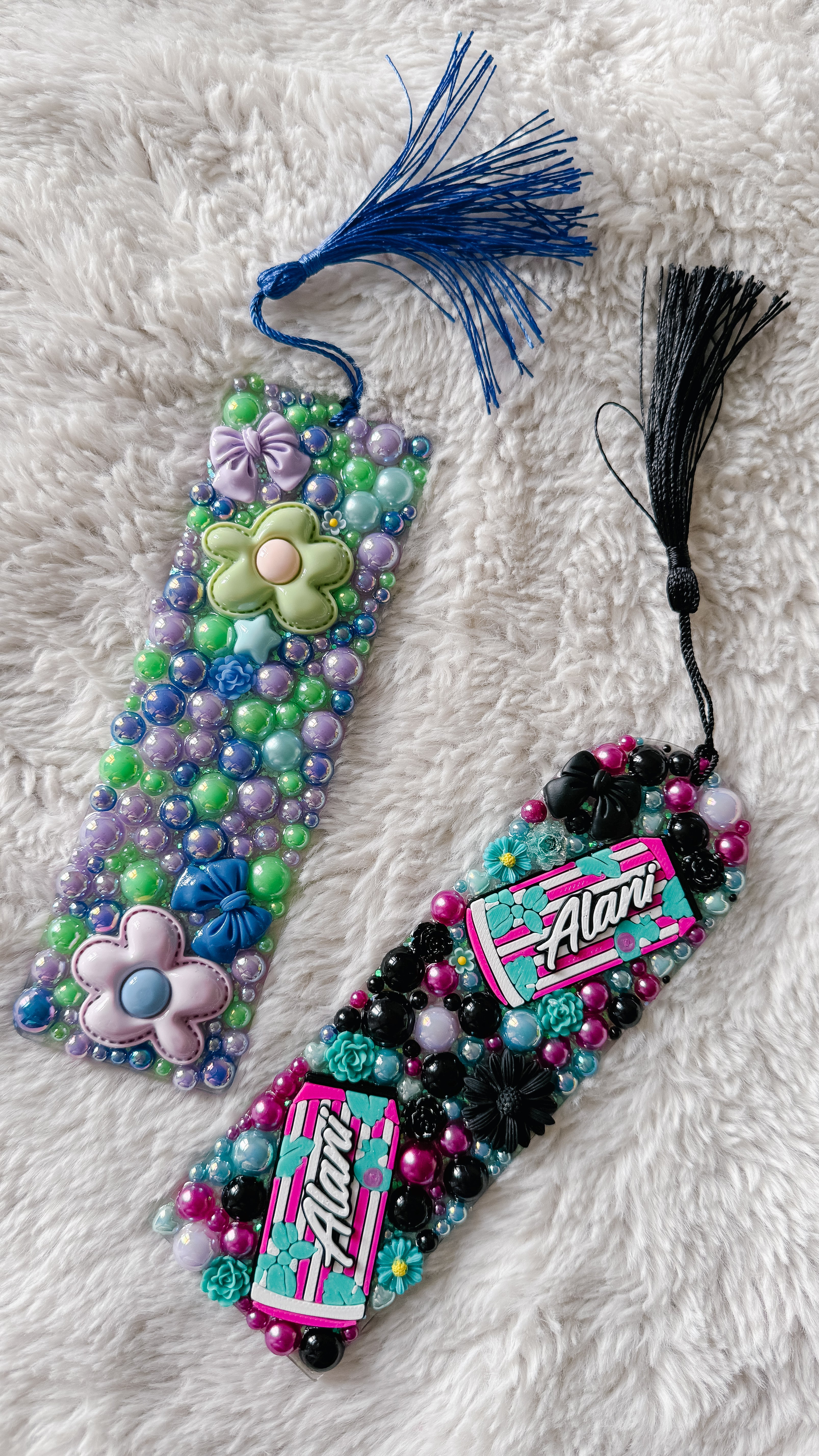Charmy Bookmarks